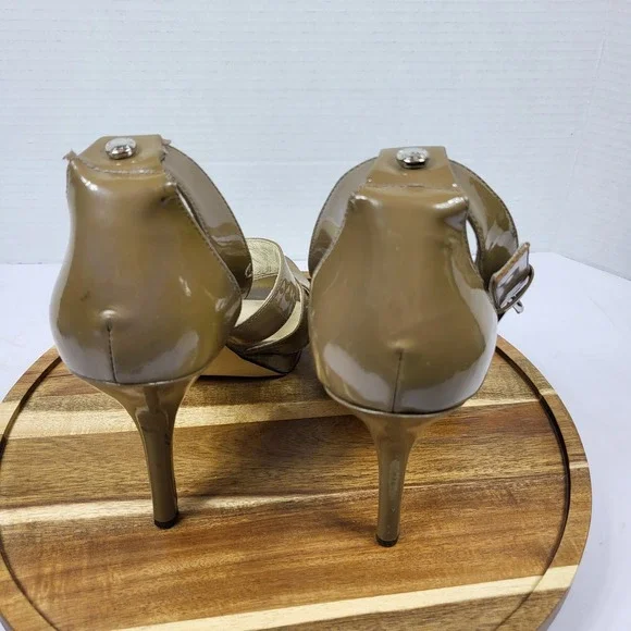 Michael Kors ST15F Olive Tan Patent Leather Multi Strap Platform Sandals Size 9M - Picture 8 of 13